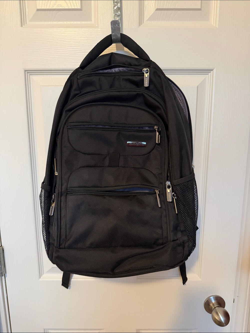 Samsonite Black Men's Multi-Compartment Backpack
